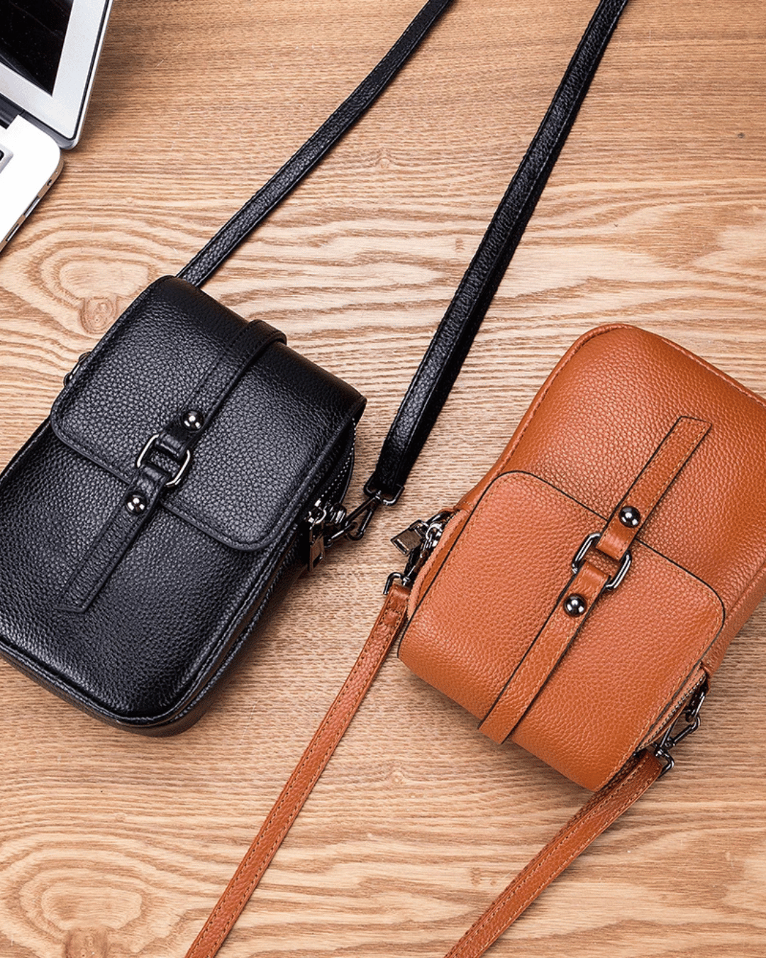 Bolsa Bia compacta transversal em couro