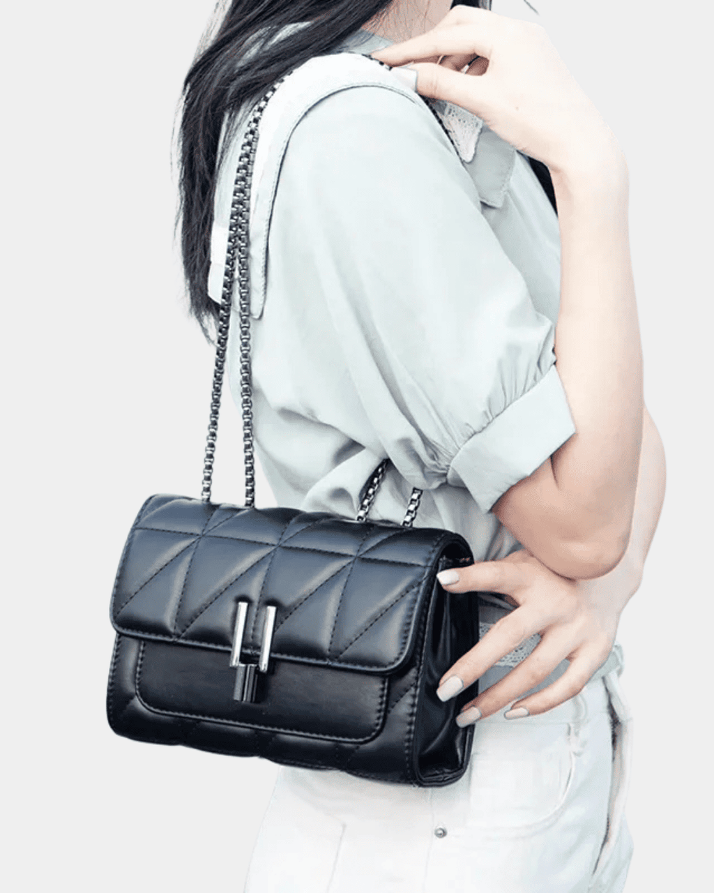 Bolsa Nina em couro acolchoado