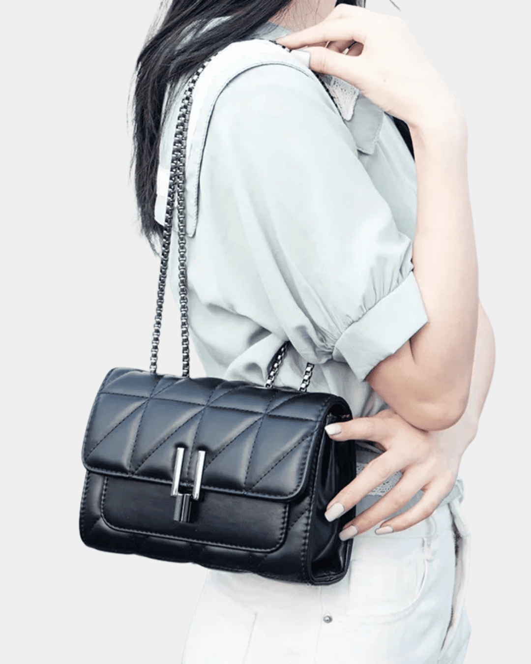 Bolsa Nina em couro acolchoado