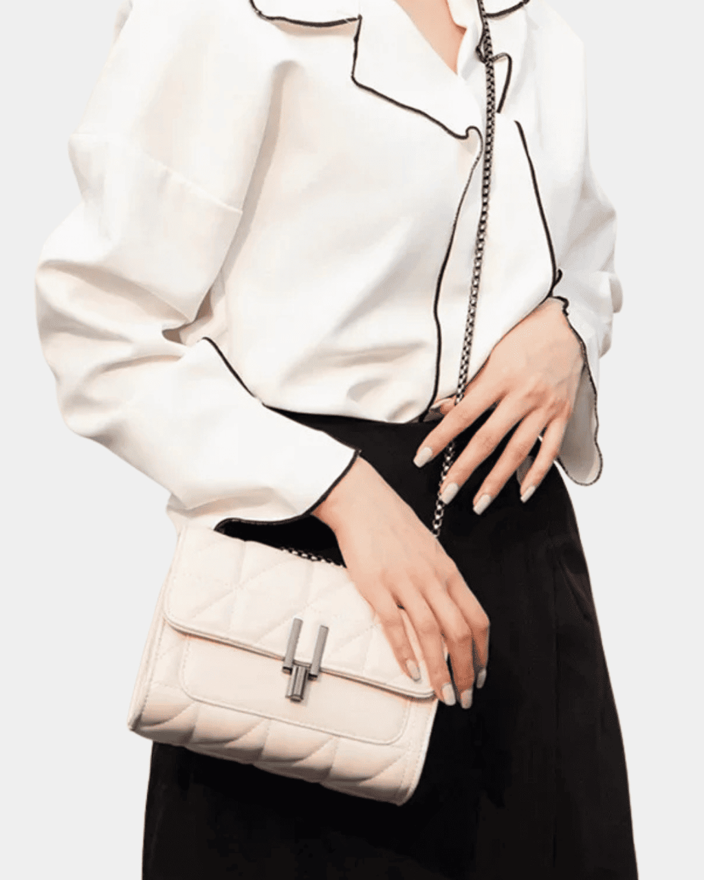 Bolsa Nina em couro acolchoado