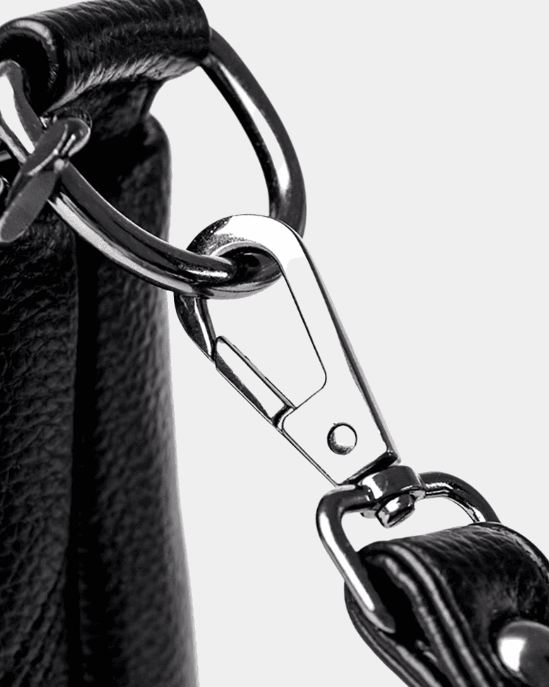 Bolsa Calina em couro
