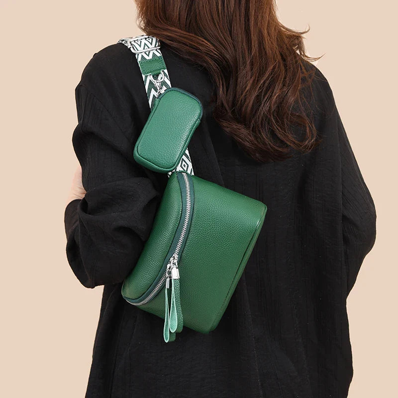 Bolsa crossbody em couro + mini carteira grátis