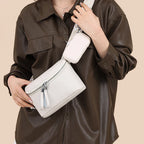 Bolsa crossbody em couro + mini carteira grátis